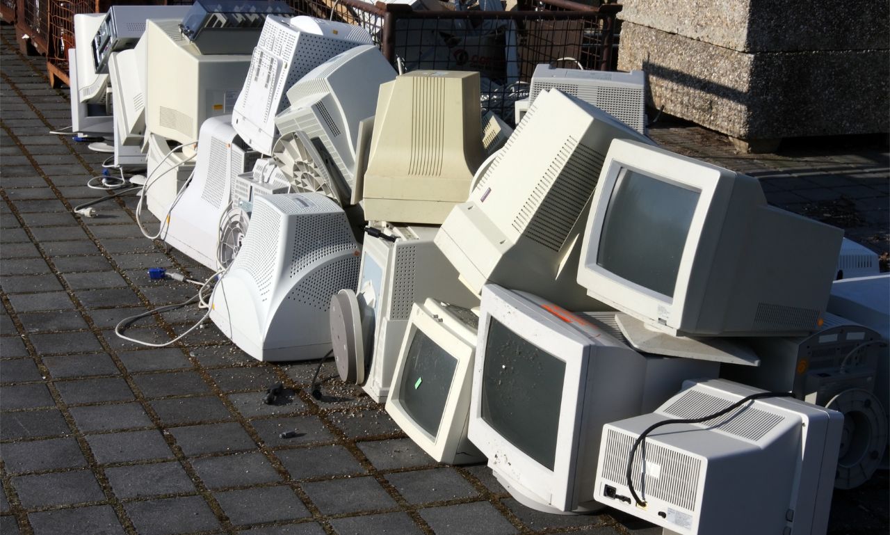 recycling computer monitors for money