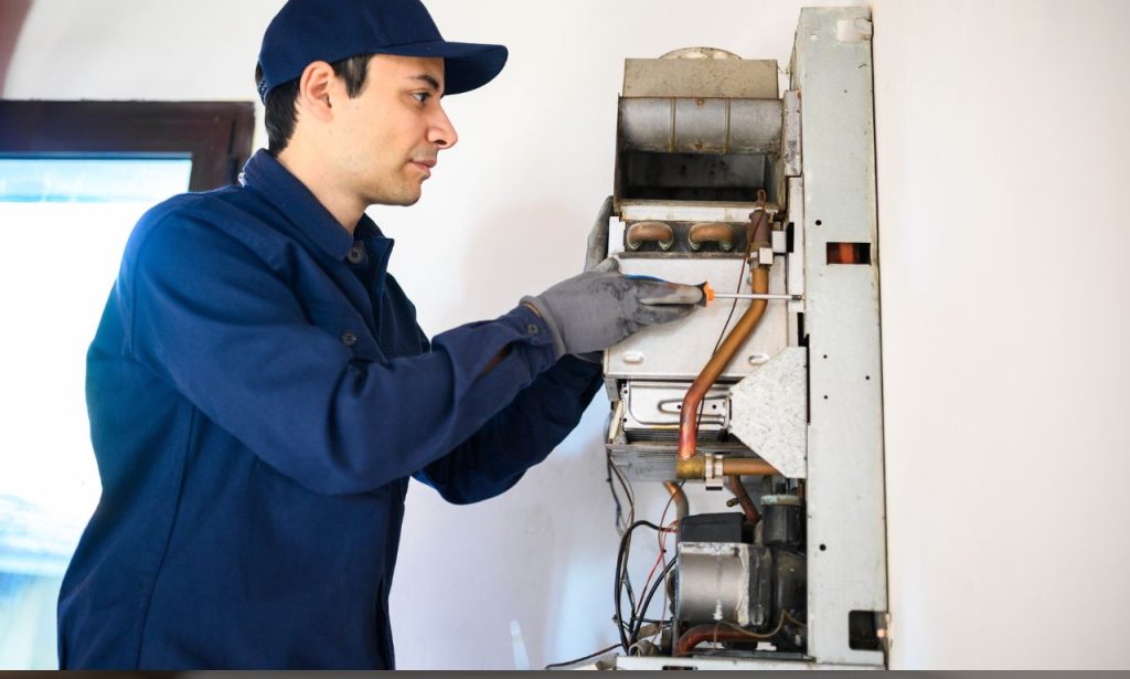 what to do if your hot water heater is leaking