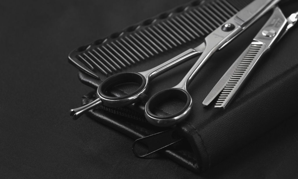 Best Cosmetic Case for Barbers