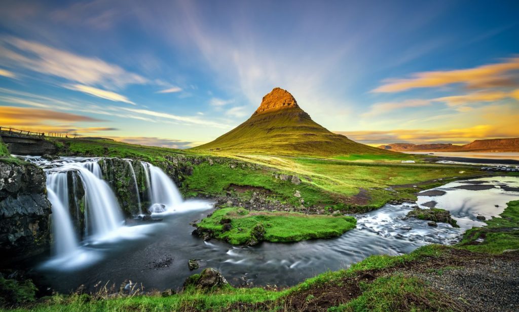 What is Best Vacation to Iceland in August/'