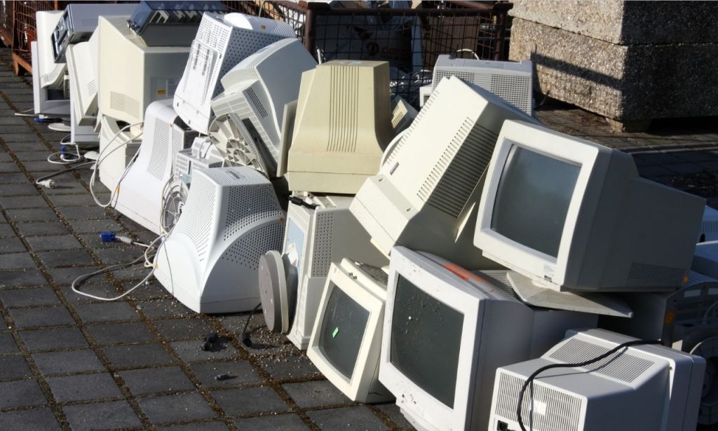 recycling computer monitors for money