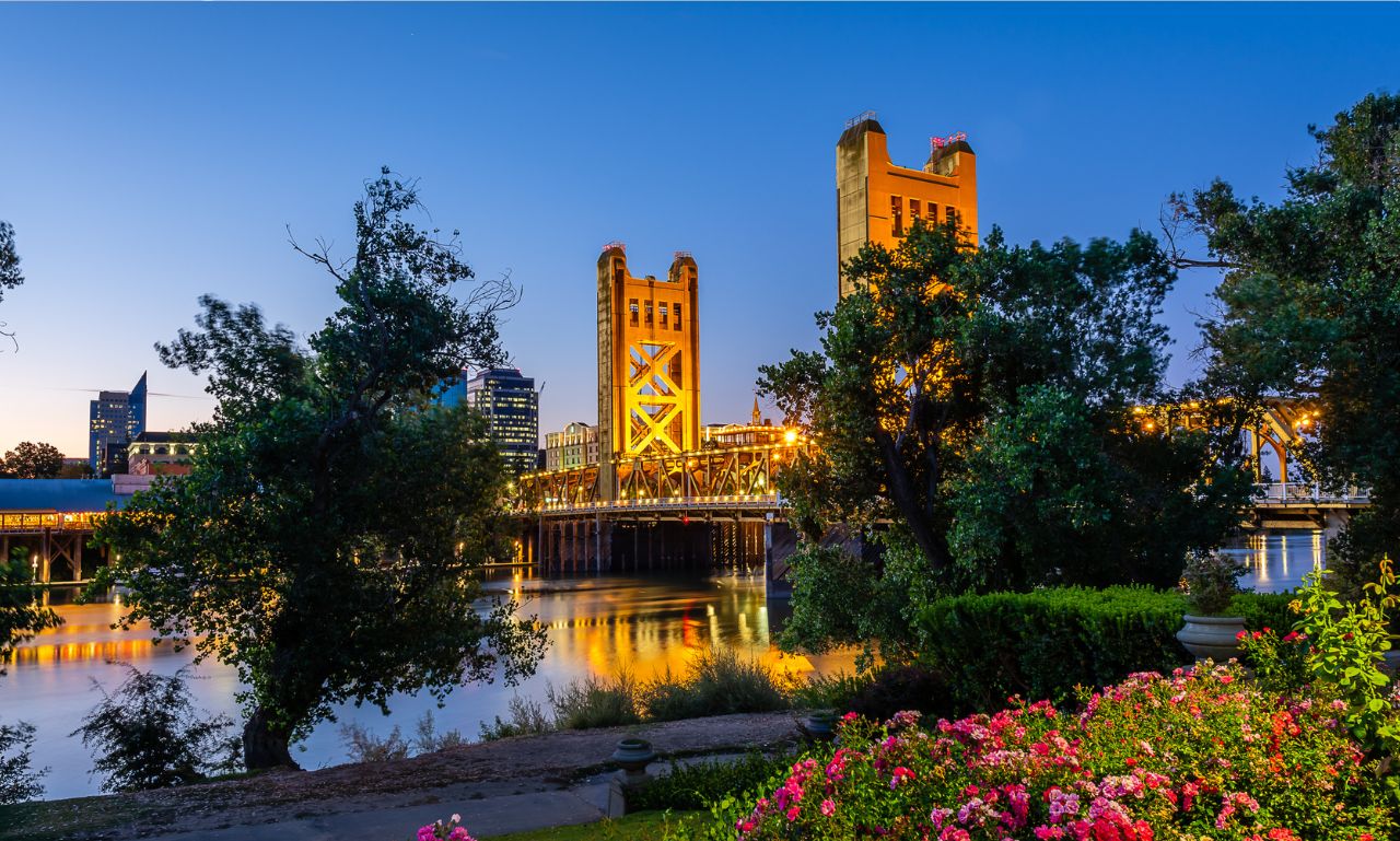 safest neighborhoods in sacramento